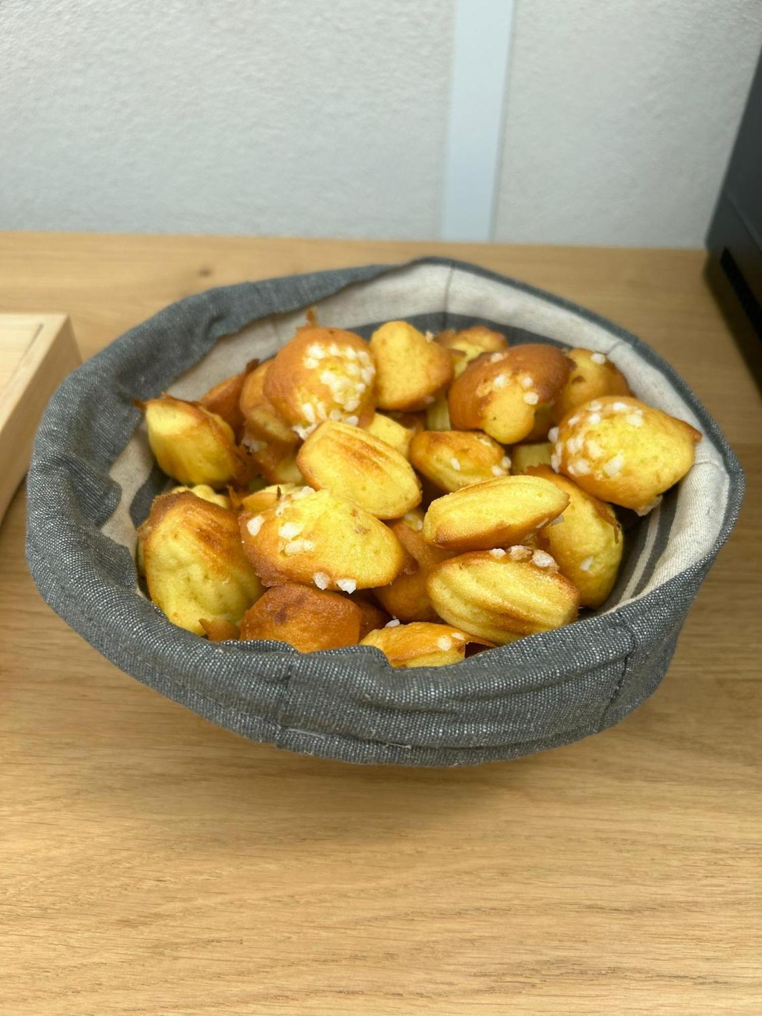 Les Marronniers Panzió Lavérune Kültér fotó